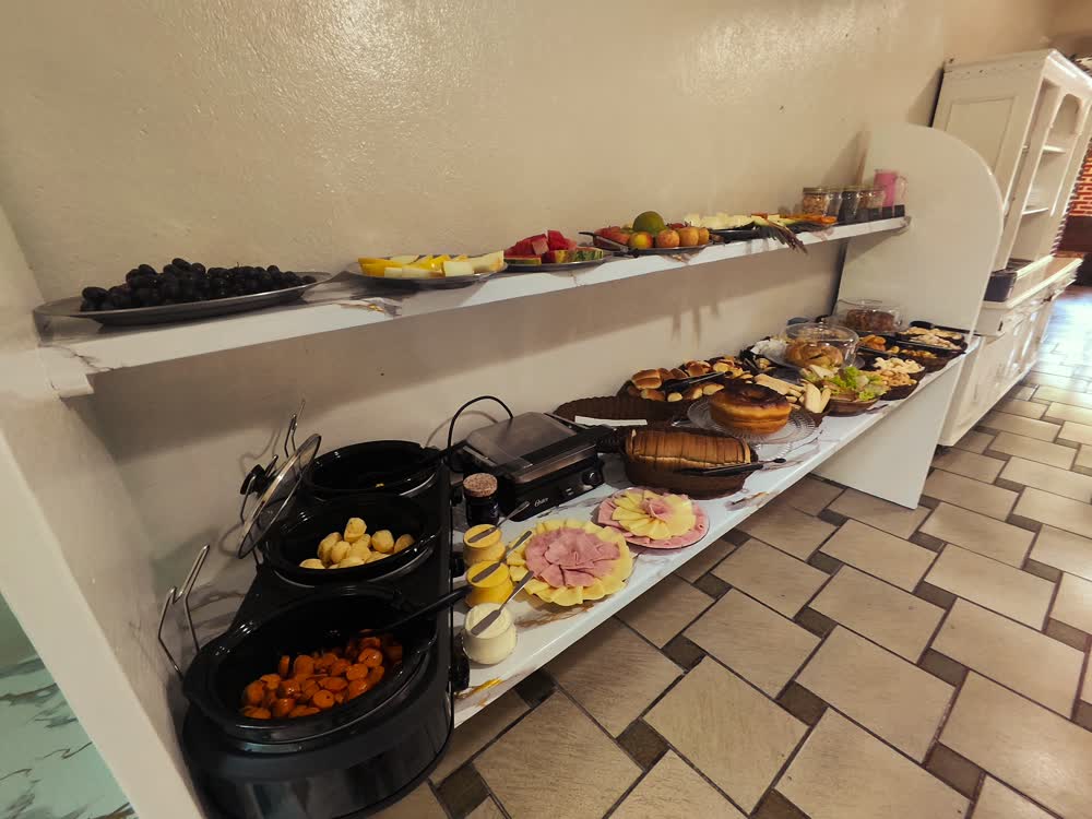 Café da manhã — Hotel Trevo do Porto